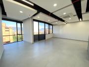 OFICINA EN ARRIENDO UBICADA EN EL POBLADO SECTOR MILLA...