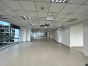 oficina en arriendo/venta en chico norte. Cod A1094099