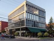 oficina en arriendo/venta en santa barbara central...