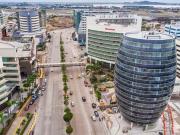 Oficina en Business Plaza, por el Mall del Sol, en venta