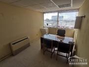 OFICINA EN CENTRO MEDICO, METRO LA CISTERNA