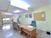 Oficina en entresuelo Oficina en entresuelo