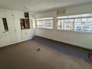 Oficina en Marcelo T de Alvear al 900 7mo piso