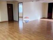 Oficina en renta 400mt la carolina