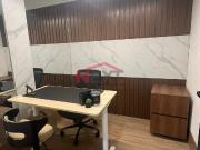 OFICINA EN RENTA CON 9 CUBICULOS PARA COWORKING EN PLAZA...