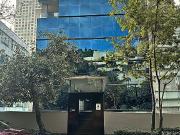 Oficina en renta, de 3 privados, 2 estacionamiento, en...