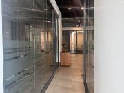 Oficina en renta de 439m2 en proyecto mixto zona...