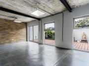 Oficina en Renta en Edificio Remodelado con un Concepto...