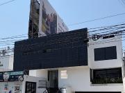 Oficina en renta en Jardines de La Concepción 1a...