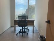 Oficina en renta en Parques de la Herradura,...