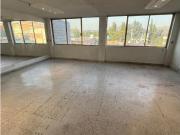 Oficina en renta en San Bartolo Atepehuacan, Gustavo A....