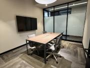 OFICINA EQUIPADA Y AMUEBLADA