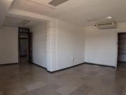 Oficina en renta, zona Las Animas
