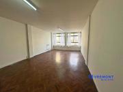 Oficina en venta a metros de Av. Corrientes, en el...