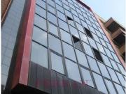 Oficina en venta en calle De Berlín, Barcelona, de 150...