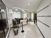 Oficina En Venta En Bogota En San Barbara San Patricio...