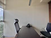 Oficina en venta en Hacienda de las Palmas,...