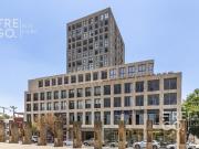 Oficina en venta en Ladrón de Guevara, a una cuadra de...