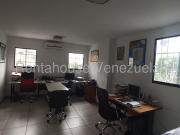 Oficina en Alquiler en Los Chaguaramos, Caracas