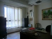 Oficina en Venta primera calle de Bello Monte, 60m² jg/ws