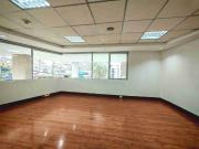 Oficina en venta sector el Batán, Quito