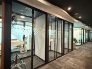 OFICINA EQUIPADA Y AMUEBLADA