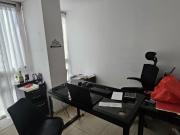 Oficina exterior amueblada y con servicios para 2...