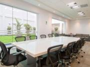 OFICINA IMPLEMENTADA CON VISTA A LA CALLE DE 90m2 CON 2...