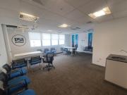 oficina implementada lista para mudarse en SOHO SHOP...