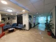 ¡OFICINA / LOCAL EN ARRIENDO – AV. COLÓN Y ALMAGRO! ✨