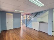 Oficina Moderna en Quilicura: ¡Lista para Usar!