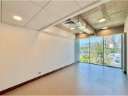 Oficina Nueva Las Condes/ Av. Apoquindo