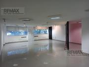 Oficina o consultorio en renta ? Espacio luminoso y...