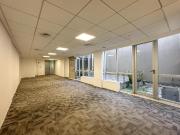 Oficina Premium sobre Paseo del siglo con 214m²