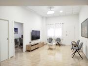 OFICINA PROFESIONAL CON AREAS DE DESCANSO