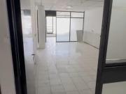 Oficina sobre Avenida Colón al 100