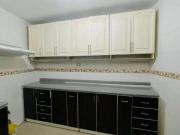 OFICINA SURCO EN PRIMER PISO 160m²