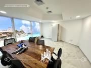 Oficina yo consultorio en el piso Premiere del World...