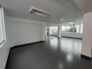 Oficinas con excelente ubicación