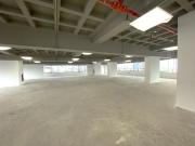 Oficinas de 475 m², semi implementadas, hasta 1,900 m²...