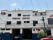 Oficinas en dos plantas en Av. 5 de febrero