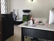 Oficinas en entorno Institucional y Comercial Consolidado