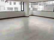OFICINAS EN VENTA AV SHYRIS CENTRO NORTE DE QUITO EL BATAN