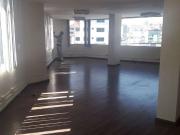 Oficinas Estacion Del Metro La Pradera