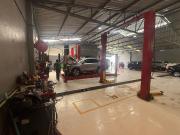 Oficinas y Bodega para concecionaria de coches