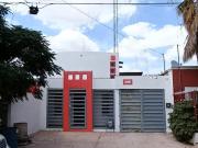 Oficinas y bodega en venta, ?lamos de Lorenzo, Ju?rez...