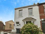 Okehampton Road, Exeter, 3 Bedroom End
