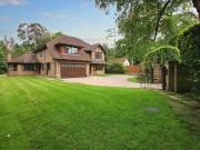 Old Avenue, West Byfleet KT14, 6 bed detached house to...