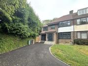 Old Bedford Road Area, Knoll Rise, Luton, 5 Bedroom Semi... Old Bedford Road Area, Knoll Rise, Luton, 5 Bedroom Semi...
