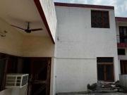 Old Big House For Resale Aliganj Lucknow 4500 Sq. Ft....